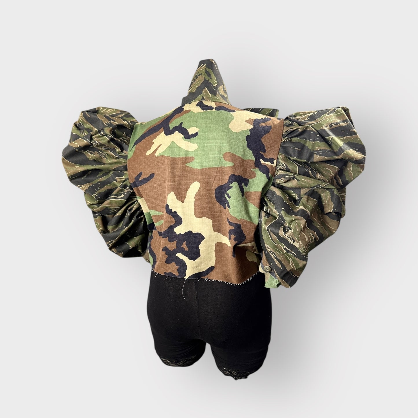 Deluxe Cropped Power Bow Camo