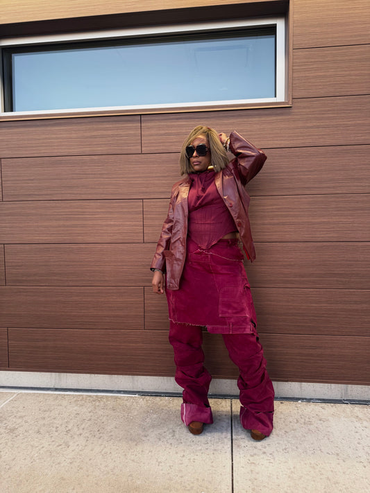 Bourdeaux Hand Colored Apron Style Double Stacked Cargos