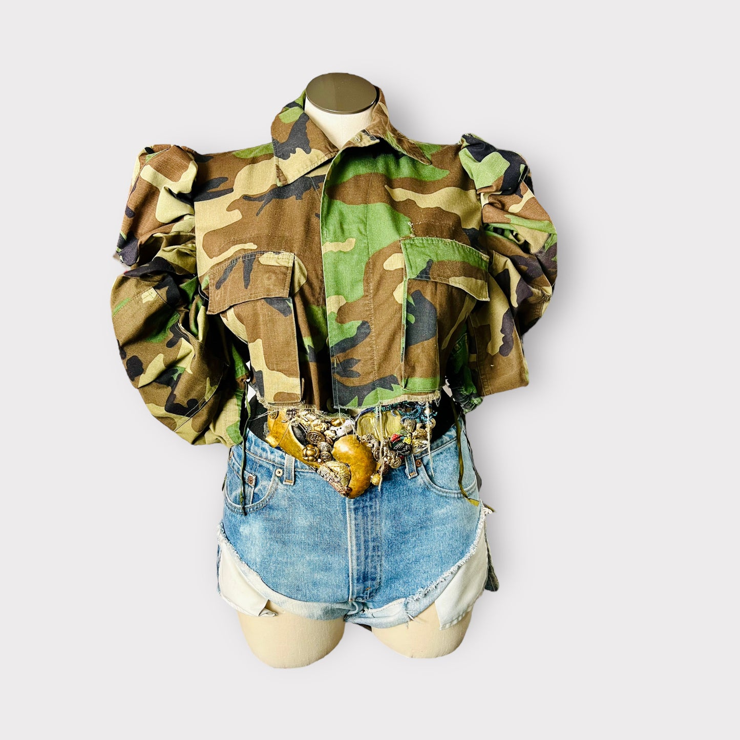 Cropped Backless Puff Sleeve Camo
