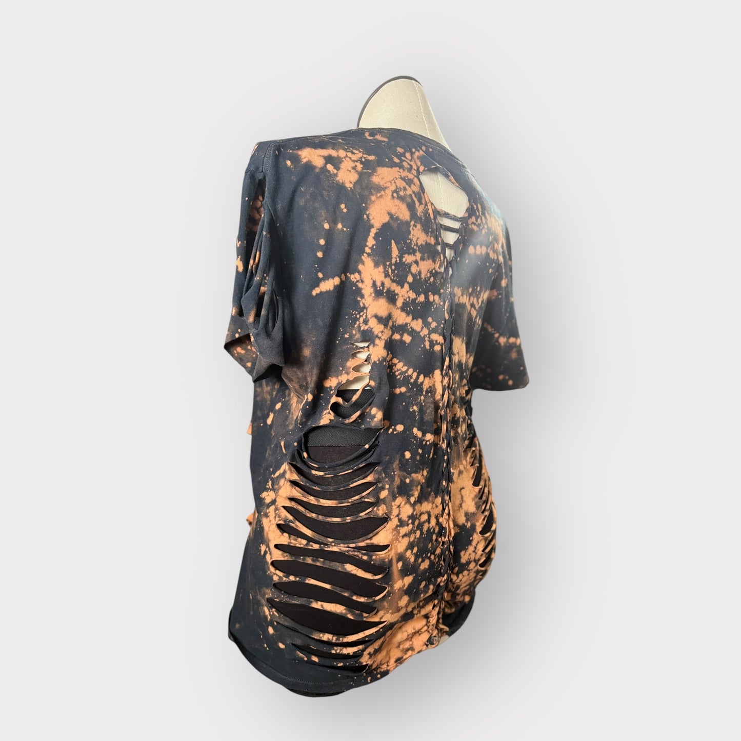 Grunge Distressed Braided Back Street Style Tee