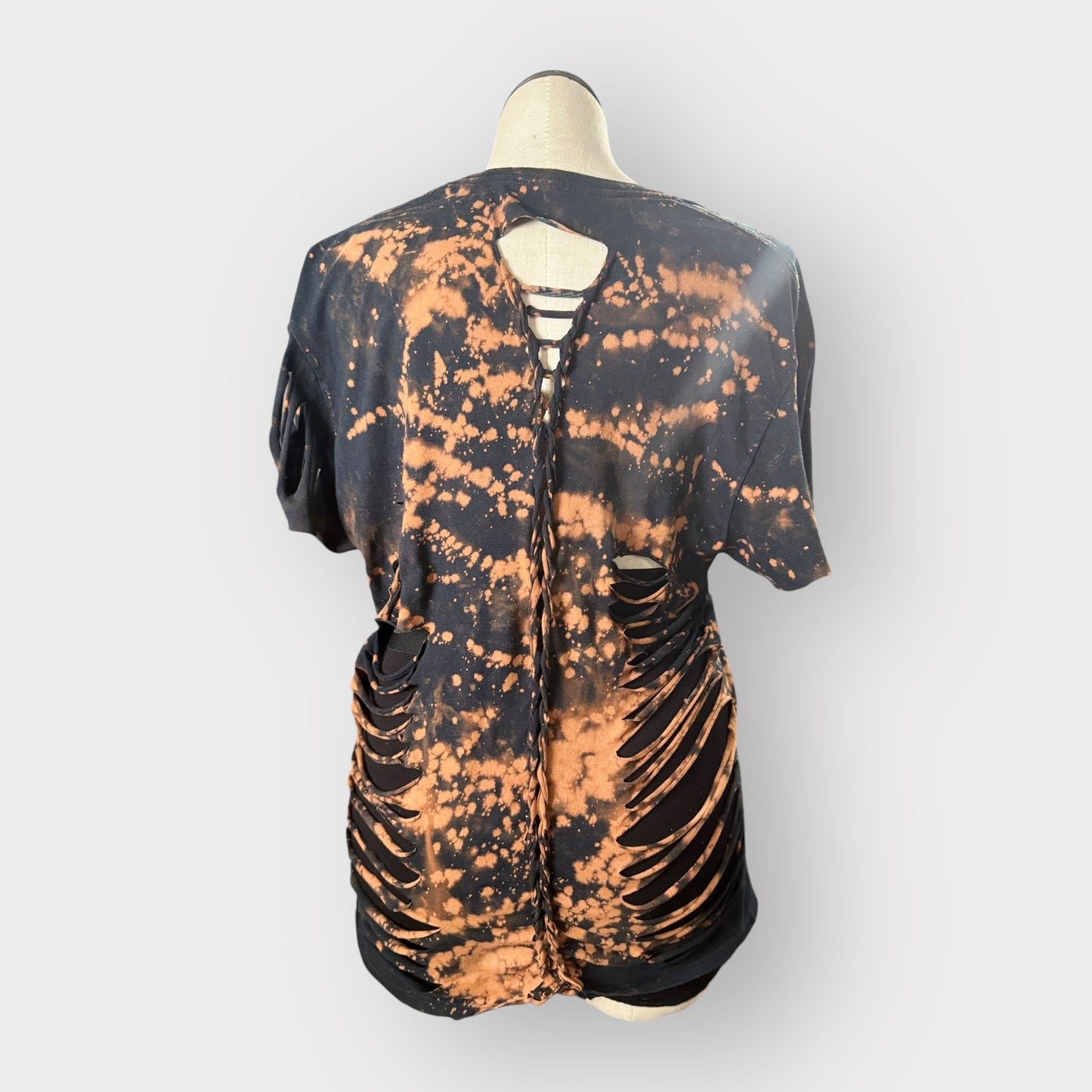 Grunge Distressed Braided Back Street Style Tee
