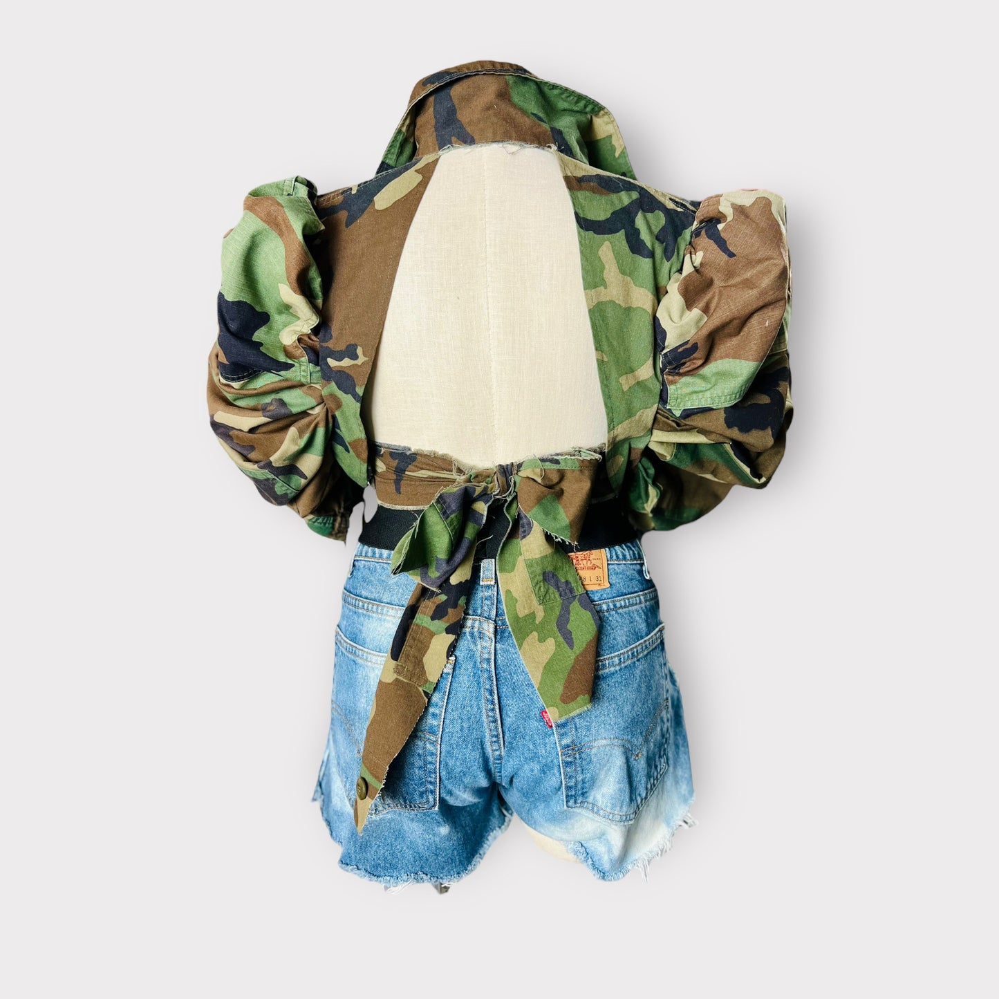 Cropped Backless Puff Sleeve Camo