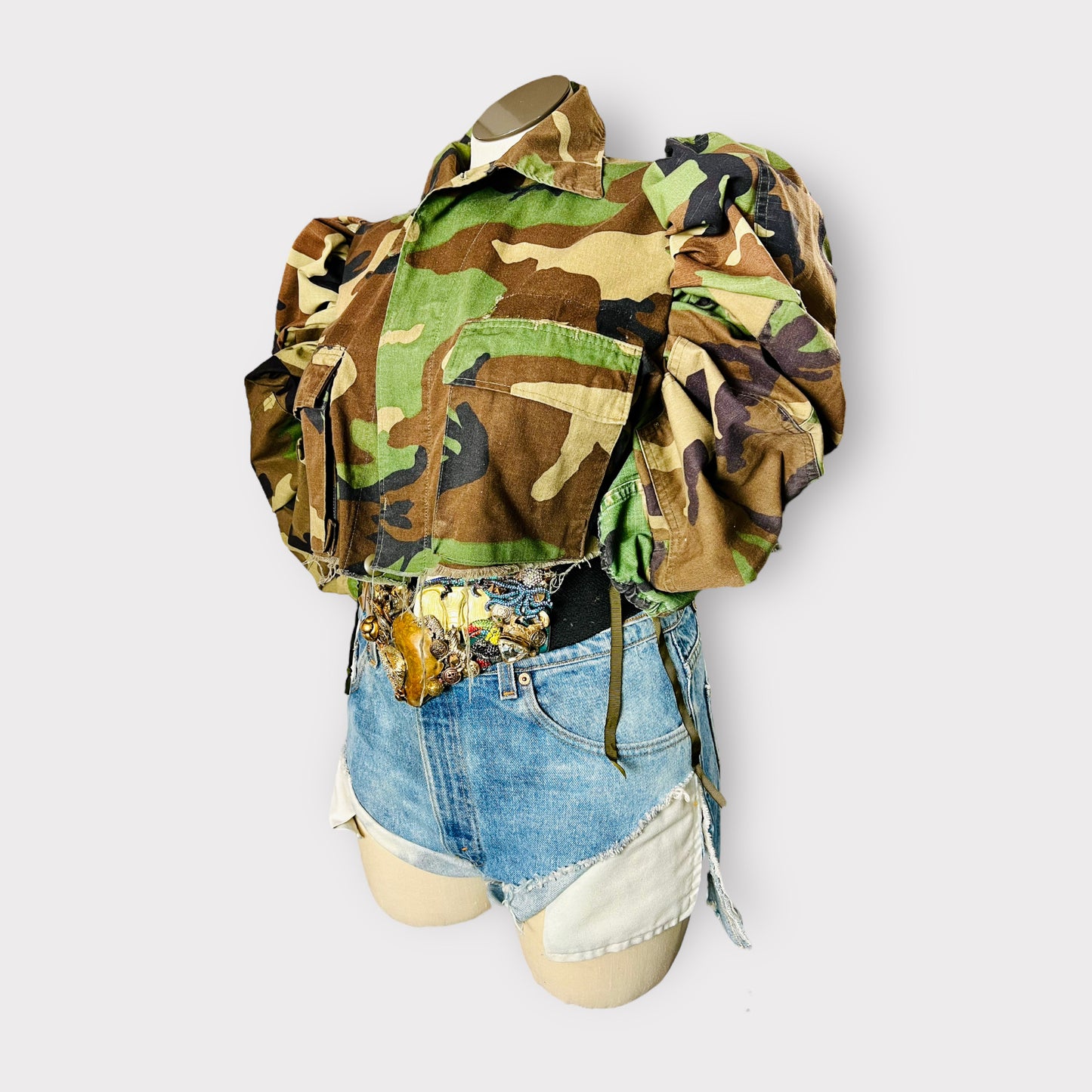 Cropped Backless Puff Sleeve Camo