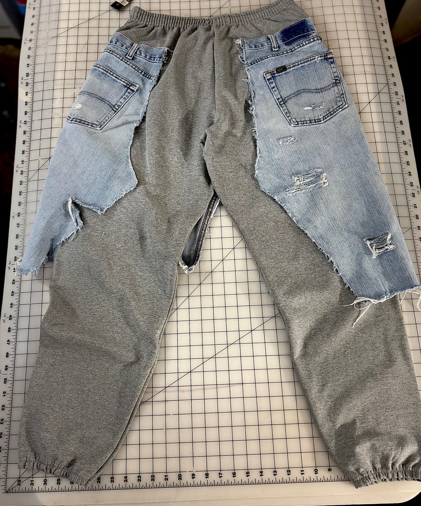 Street style over skirt joggers