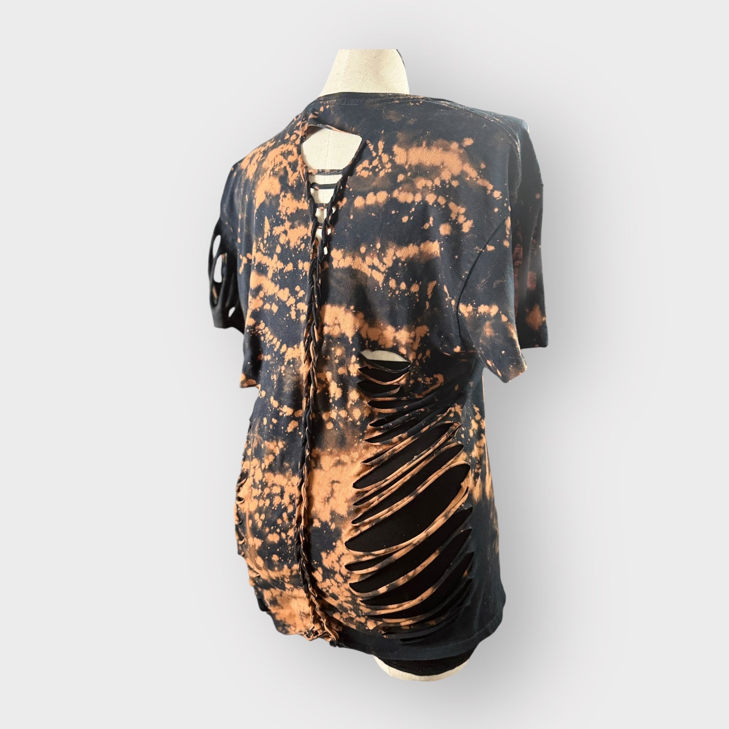 Grunge Distressed Braided Back Street Style Tee