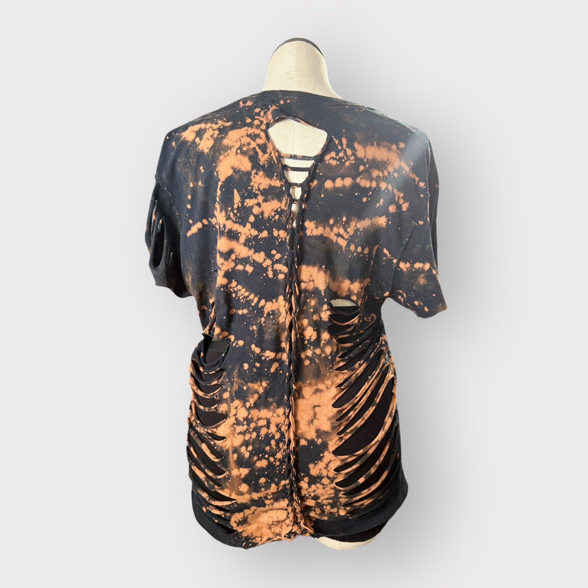 Grunge Distressed Braided Back Street Style Tee