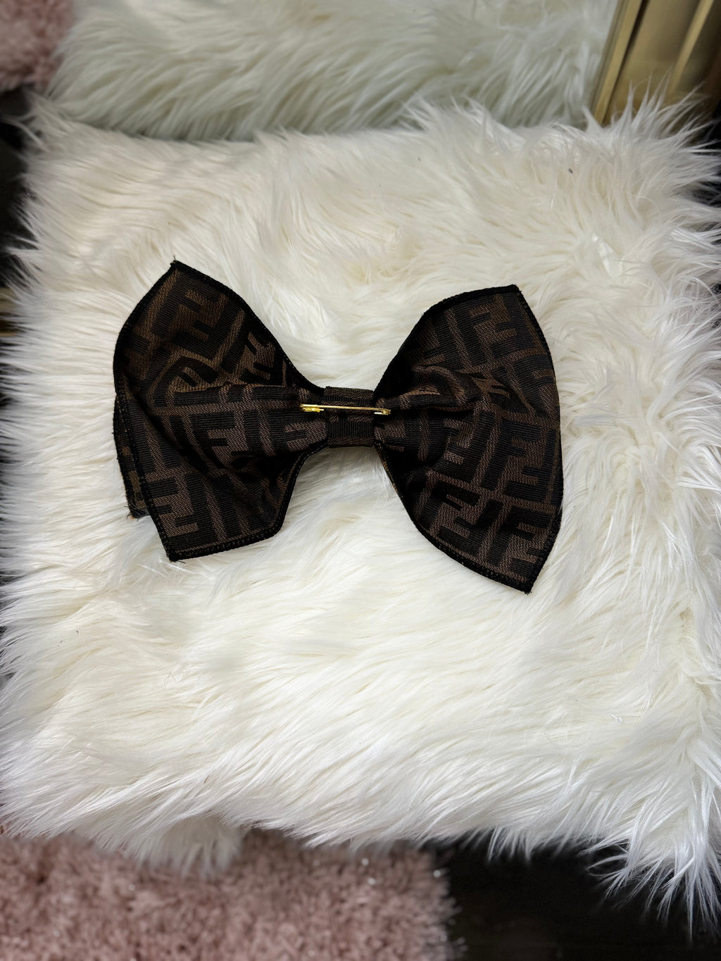 Luxury Double Bow Tie Brooch