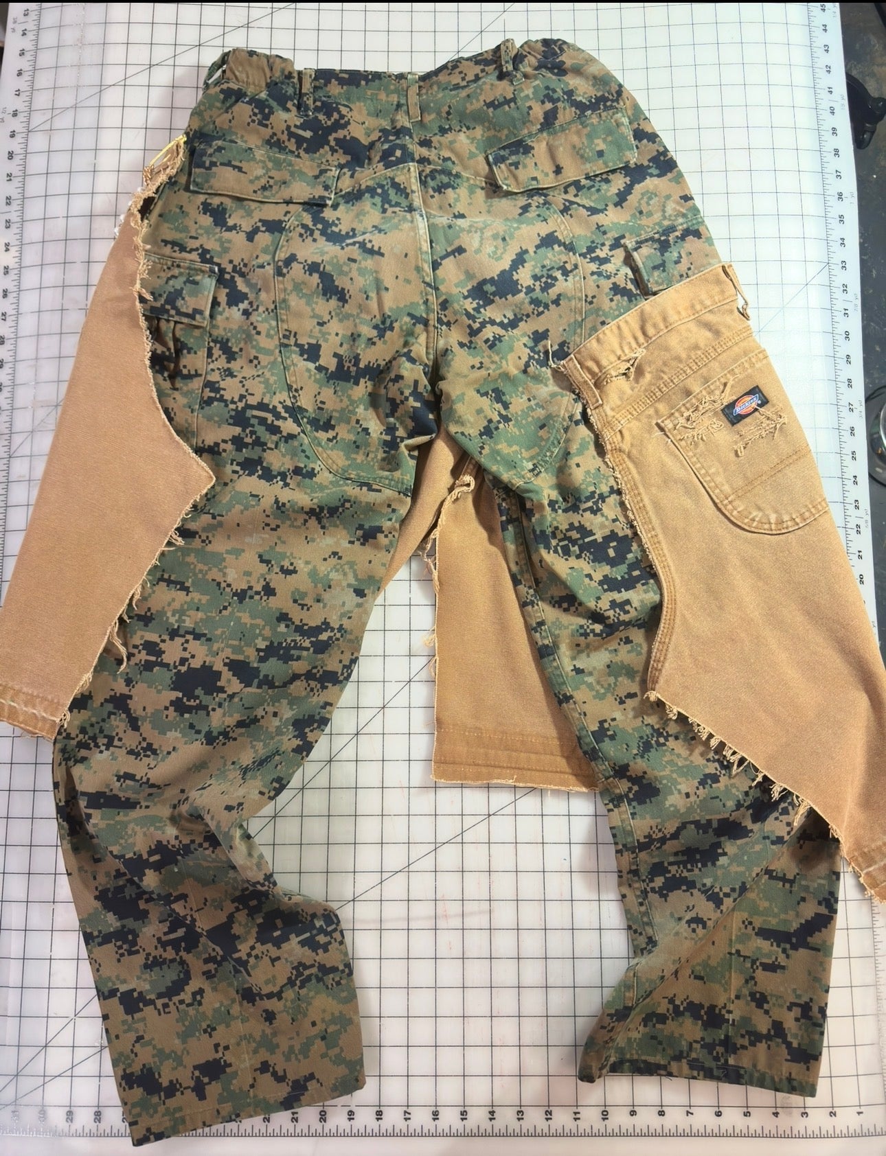 Fall Camo n Workwear Overlay Cargo Pant