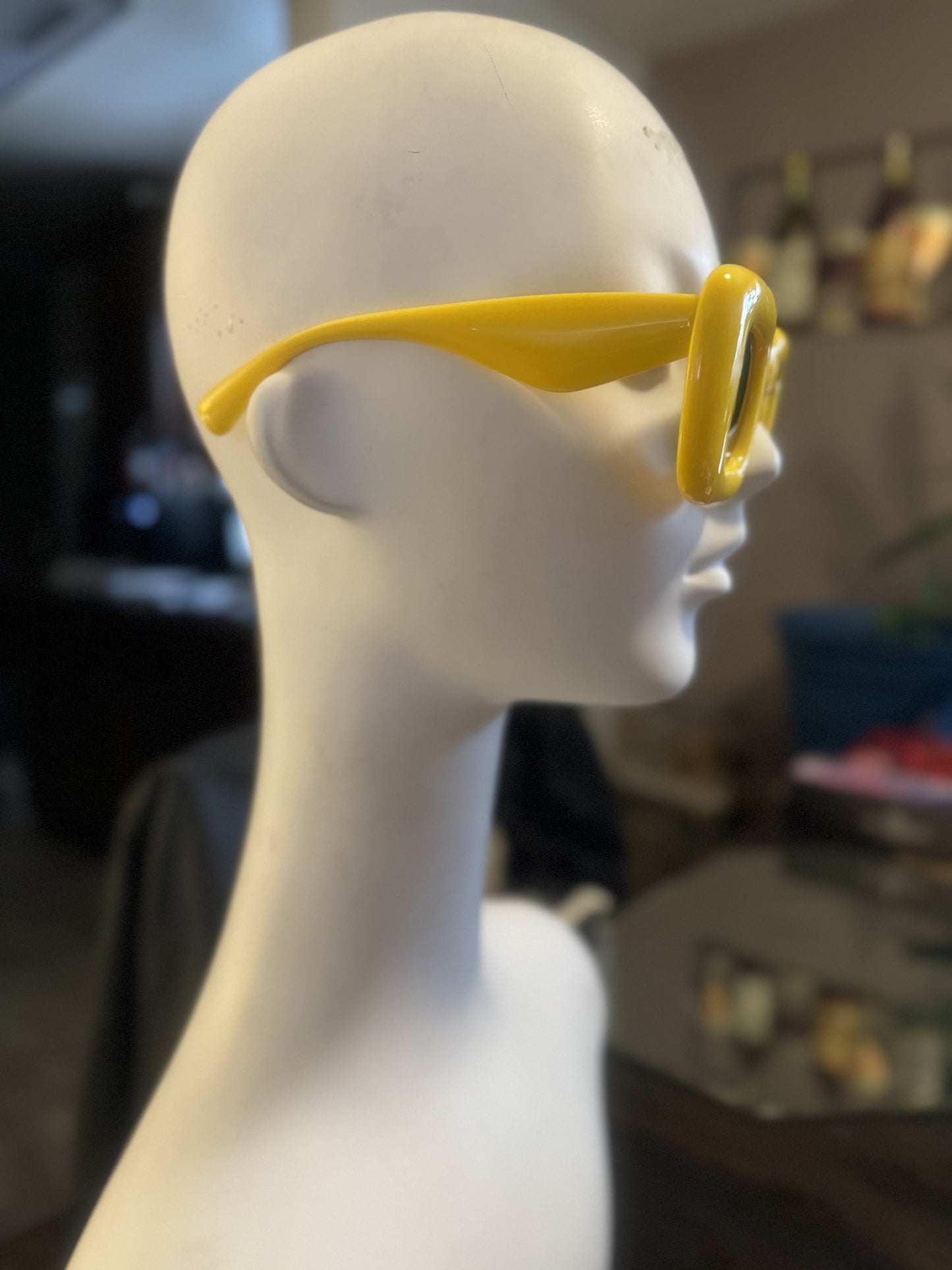 Lora Sunnies