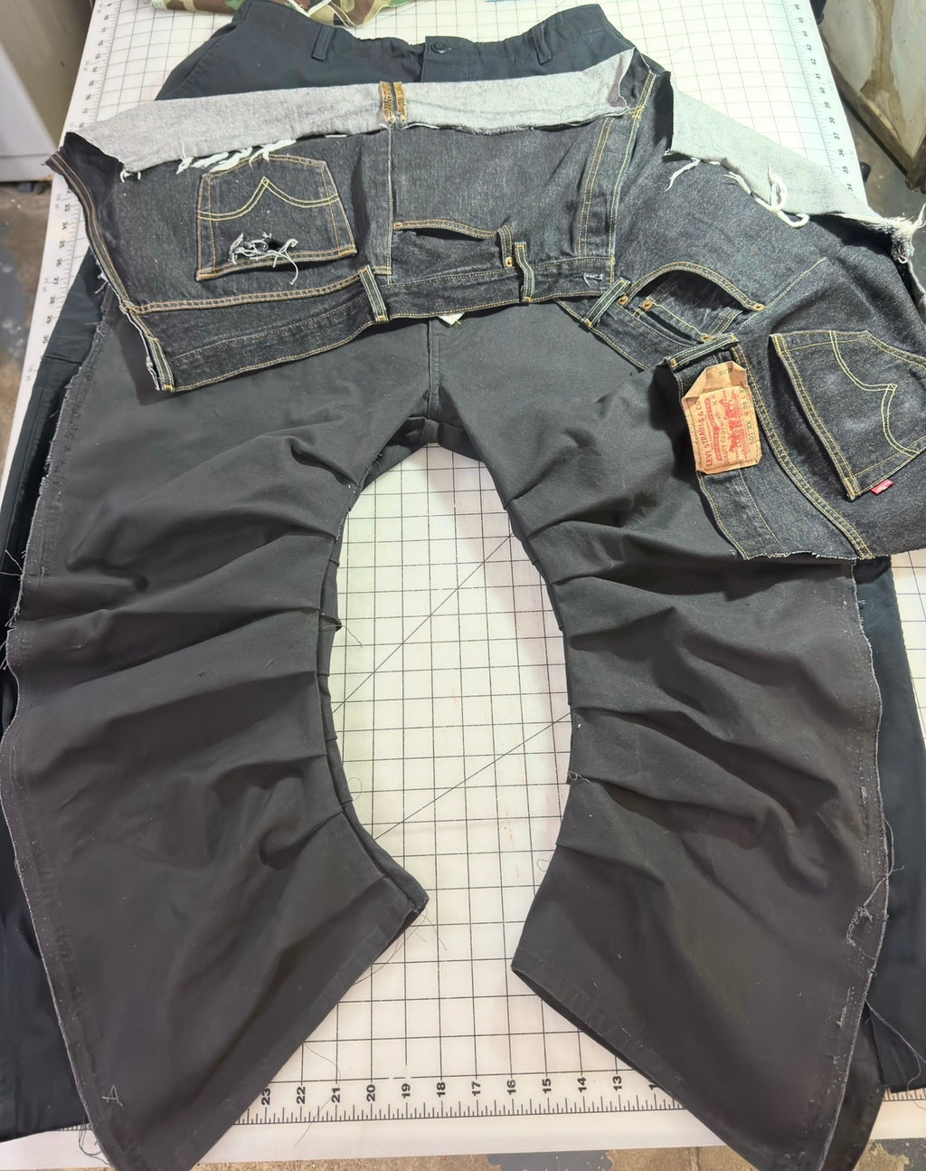 Double Cargo Inverted Barrel Pant w Denim Overlay