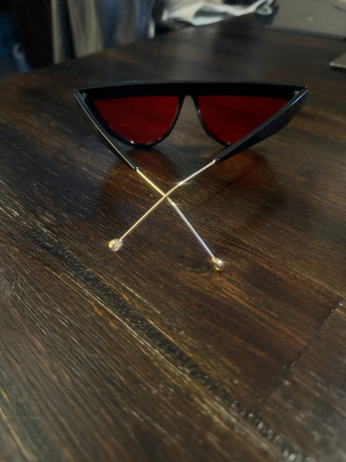 Clueless Sunnies